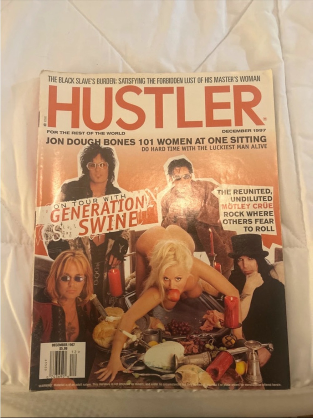 Hustler Hollywood Vintage Magazine Cover - Motley Crue reunites 12/1997